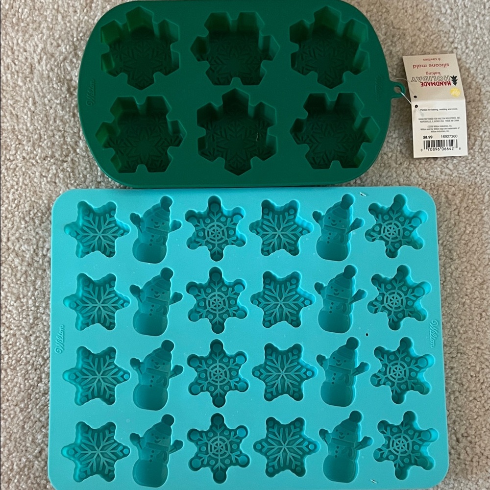Wilton Silicone Molds - Snowflake and Snowman